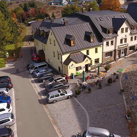 Penzion U Snehulaka Boží Dar Kültér fotó